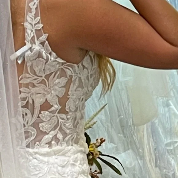 Justin Alexander Gretchen White Lace Wedding Dress